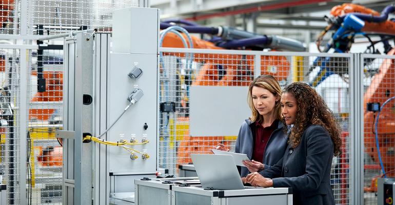 4 Ways Robots Deliver ROI to Small and Medium-Sized Manufacturers