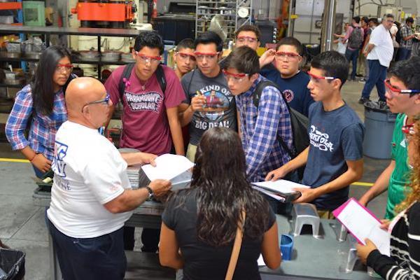 How to Get Students to Your Manufacturing Day Event